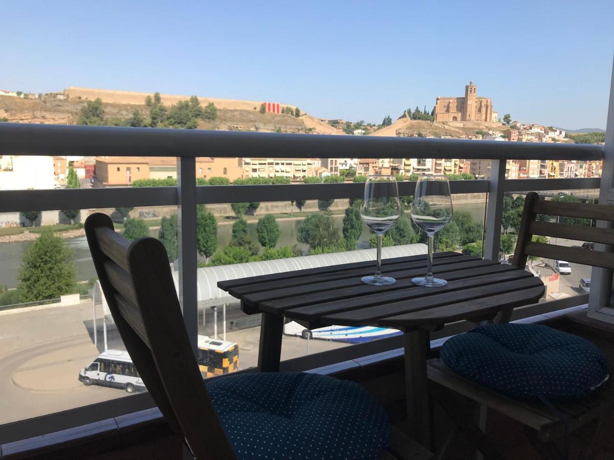 Apartamento Recien Reformado Con Vistas Al Rio บาลาเกย์ ภายนอก รูปภาพ